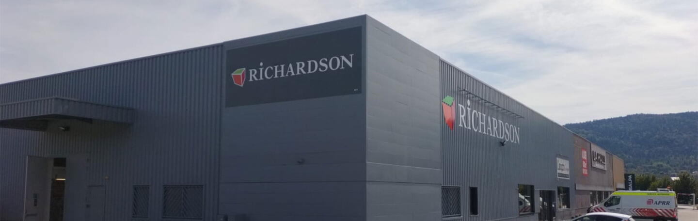 Façade Agence Oyonnax