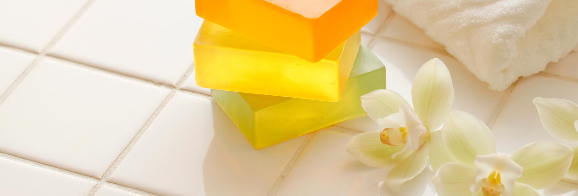 comment-nettoyer-carrelage-salle-de-bains