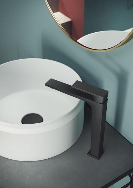 Quelle est la différence entre un robinet mélangeur et un robinet mitigeur